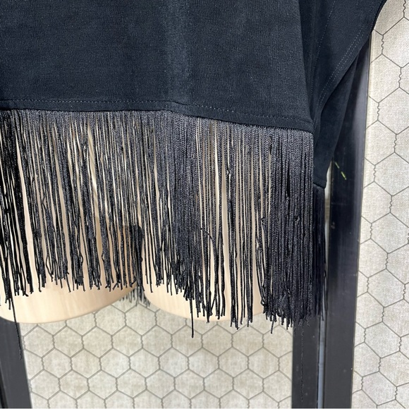 Travelers by Chico’s Fringe Poncho - Picture 10 of 10